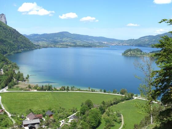 Blick bei der Auffahrt auf den Mondsee