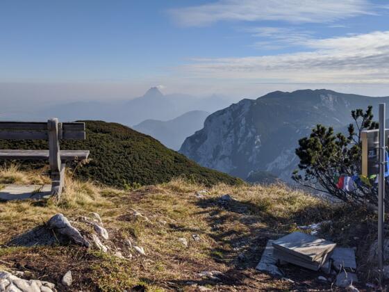 In der Ferne der Traunstein