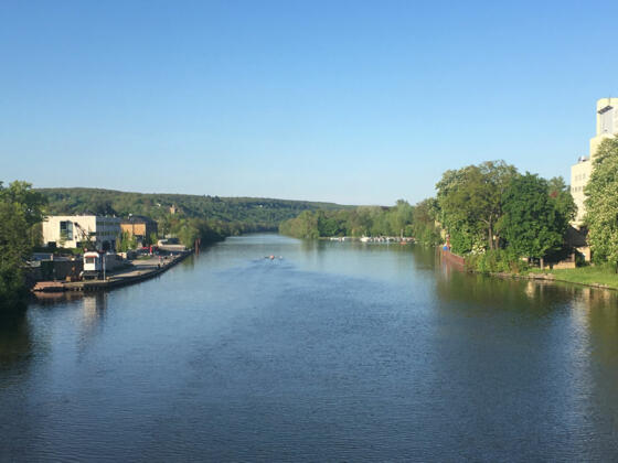 Schleifenroute - Main bei Schweinfurt von Brücke / Radweg aus gesehen