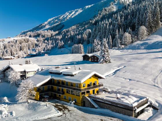 20231203_123608000_iOS