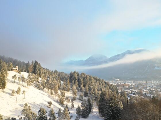 Blick in Richtung Kriegergedächtniskapelle