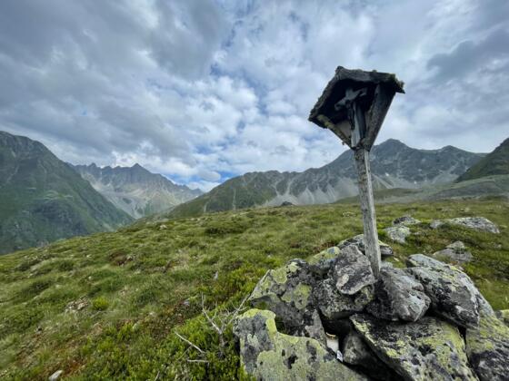Am Wetterkreuz (2.300 m) oberhalb der Radurschlalm