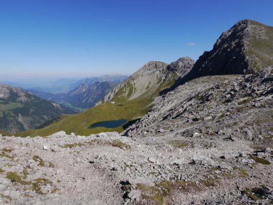 Der Rappensee, die Rappenseehütte und der Rappenseekopf