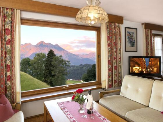 blick_aus_panoramafenster__haus_anton_obermaiselst