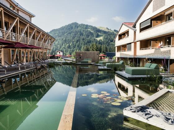 Naturbadesee im Mountain Spring Spa