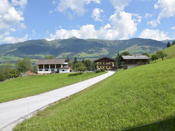 Ansicht Stall Haupthaus Ferienhaus Löschenbrandhof