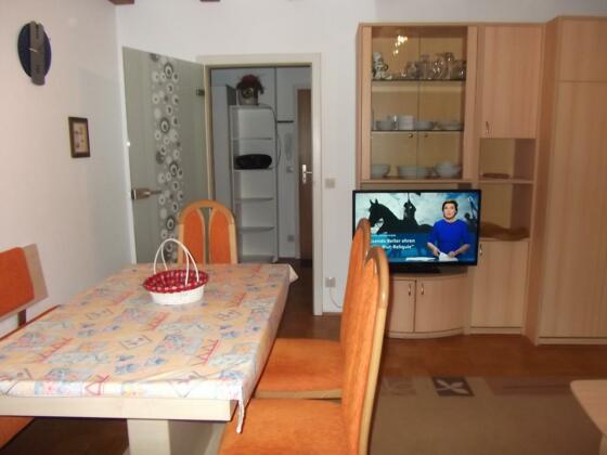 Hoffmann Esstisch 0515,