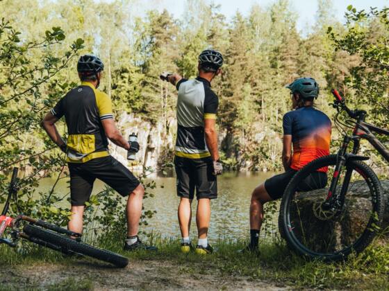Mountainbiker an der Resilacke