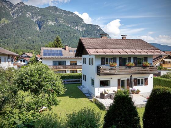 Das Alpenhaus mit Garten