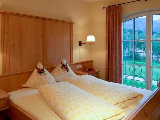 Almhotel Told
