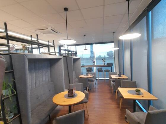 Caffee &amp; Snack Unimarkt Wilhering_innen 2_fotocredit Fellhofer