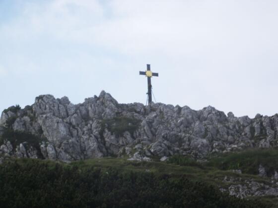 Inzell/Chiemgau: Gipfelkreuz am Hochstaufen