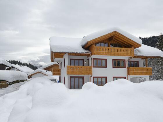 _HEX2373_FeWo_aussen-min