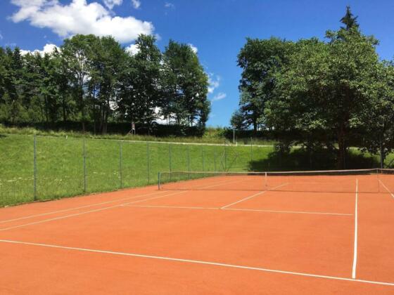 Tennisplatz Hotel Sonnenuhr