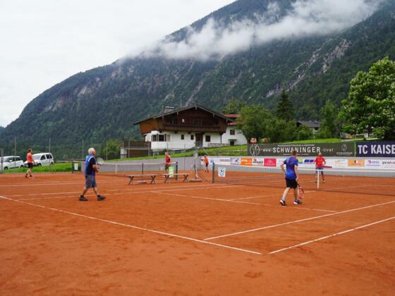 Tennisplatz Schönau Breitenbach