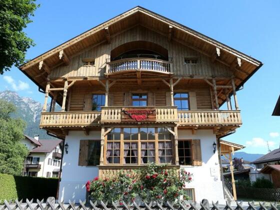 AH5U0312_studio_herzig_ROHDATEI