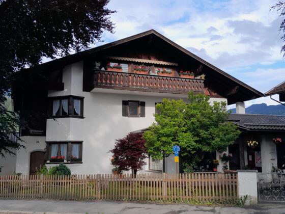 Frontansicht des Hauses