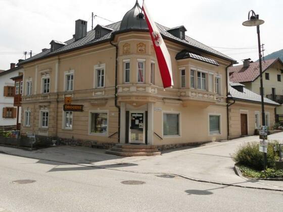 Drogerie Ellinger Außenansicht