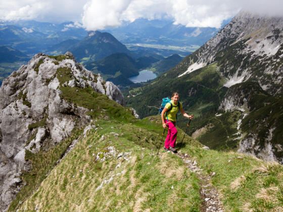 Klara Palme beim Bergsteigen am Treffauer