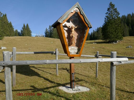 Schafhalter- und Hirtenkreuz an der Rehbergalm