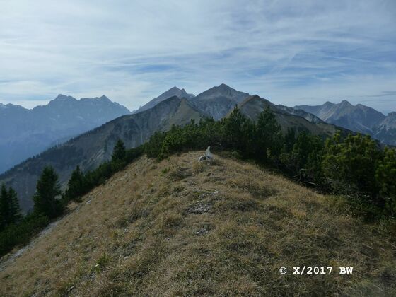 Blick in westliche Richtung zur Baierkarspitze