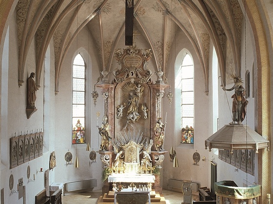 Pfarrkirche St. Benedikt Postmünster