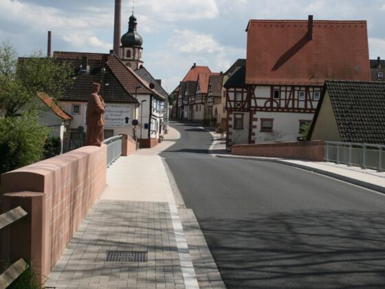 Ortseinfahrt Stockstadt