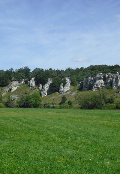 Felsformation Zwölf Apostel zwischen Solnhofen und Eßlingen im Altmühltal