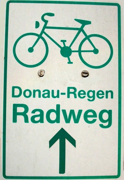 Markierung Donau-Regen-Radweg