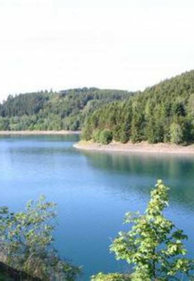 Ein Hauch von Skandinavien: die Ködeltalsperre.