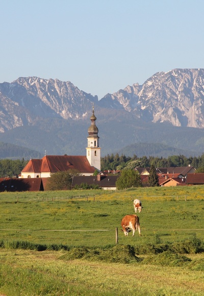 &quot;Klausweiweg&quot; mit herrlichem Bergpanorama auf Staufen und Zwiesel