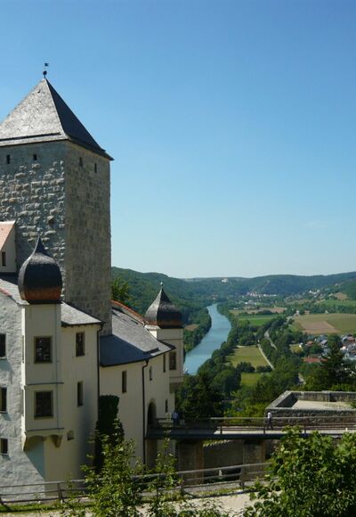 Burg Prunn mit Blick ins Altmühltal