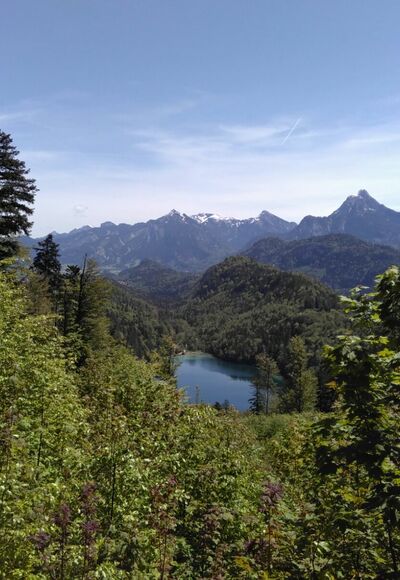 Blick auf den Alatsee auf dem Weg zur Salober Alm