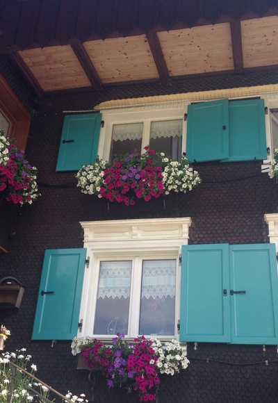 Blumenschmuck am Haus in Balderschwang
