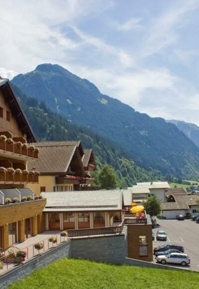 Haus_im_Sommer