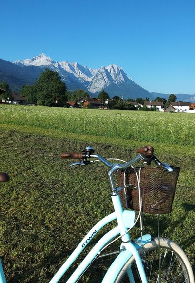 Blick auf das Alpspitz-, Zugspitzgebirge