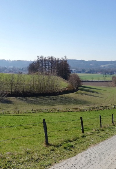 Abstieg ins Ampertal und Blick auf Zolling