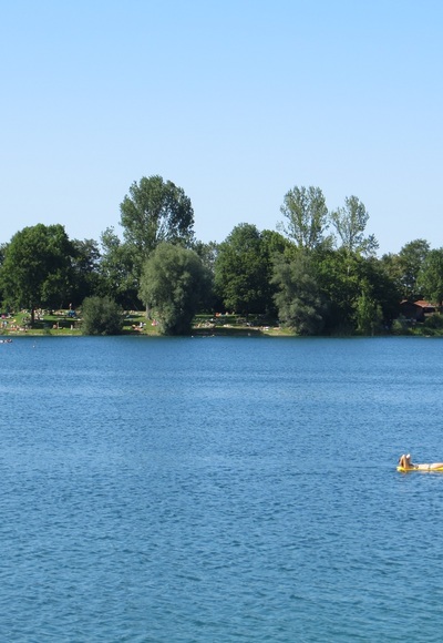Badespaß am beliebten Echinger See