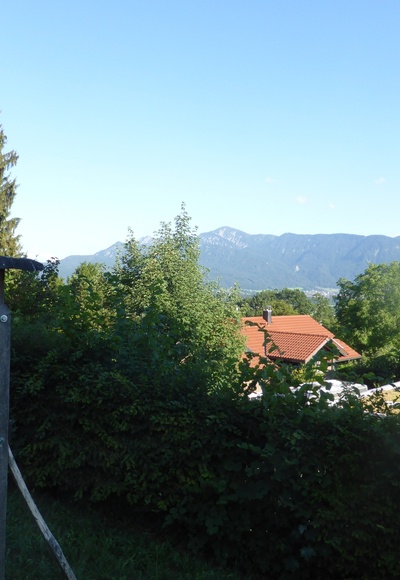 Blick über Murnau am Staffelsee auf die Alpen