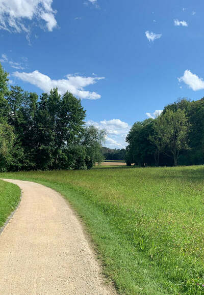 Im Schlosspark Rosenau