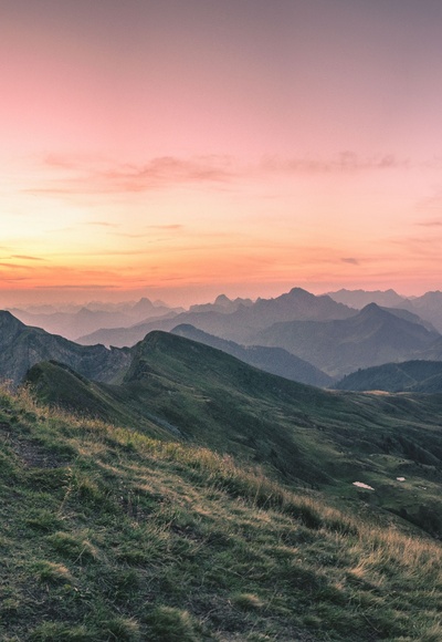 Sünserspitze Gipfelkreuz mit Sünsersee