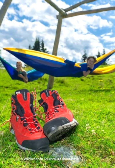 Abhängen in einer Hängematte am Markbachjoch