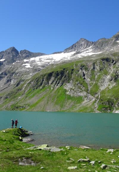Der Kratzenbergsee umrahmt von zahlreichen 3.000ern