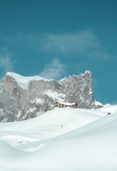 Carschinahütte SAC mit Drusenfluh