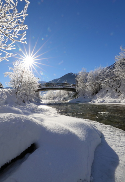 Winterwandern entlang der Ache