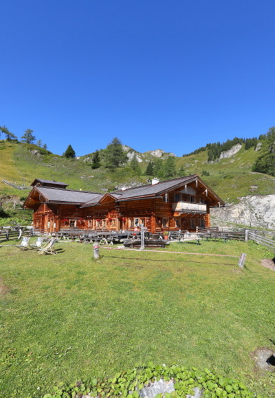 Aualm, 1.795 m