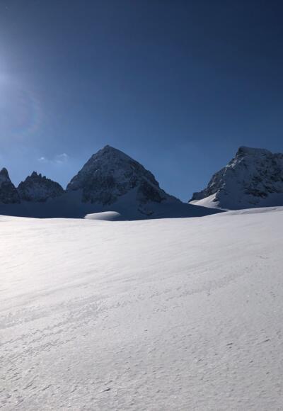 rechts der kleine und in der Mitte der große Piz Buin