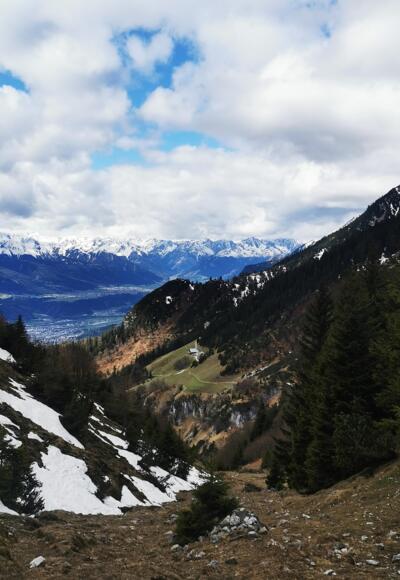 Blick aus dem "Schlung" zur Thaurer Alm