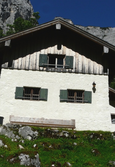 Die Oberreintalhütte.