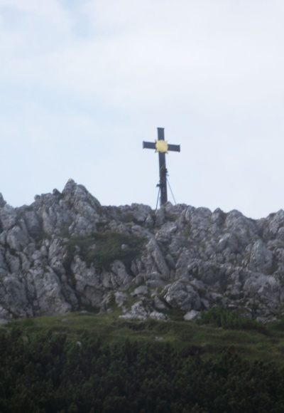 Inzell/Chiemgau: Gipfelkreuz am Hochstaufen